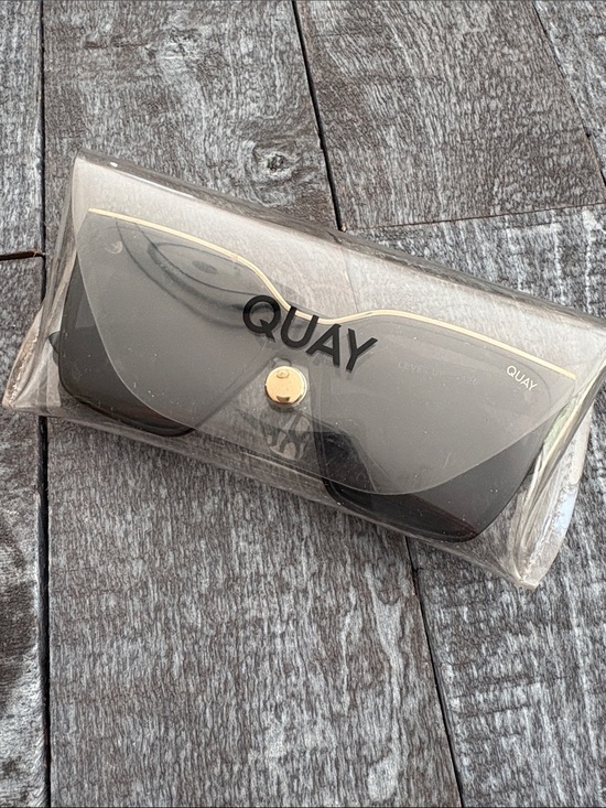 Quay Australia Accessories - Quay Level Up Sunglasses